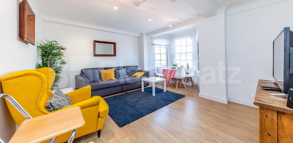 			MINS TO OXFORD STREET & HYDE PARK!, 1 Bedroom, 1 bath, 1 reception Flat			 Park West, Edgware Road , MARBLE ARCH